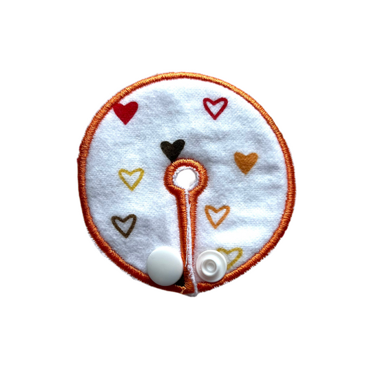 Multi hearts on white 2.75" gtube pad