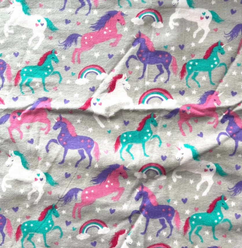 Unicorn on gray 2.75" gtube pad