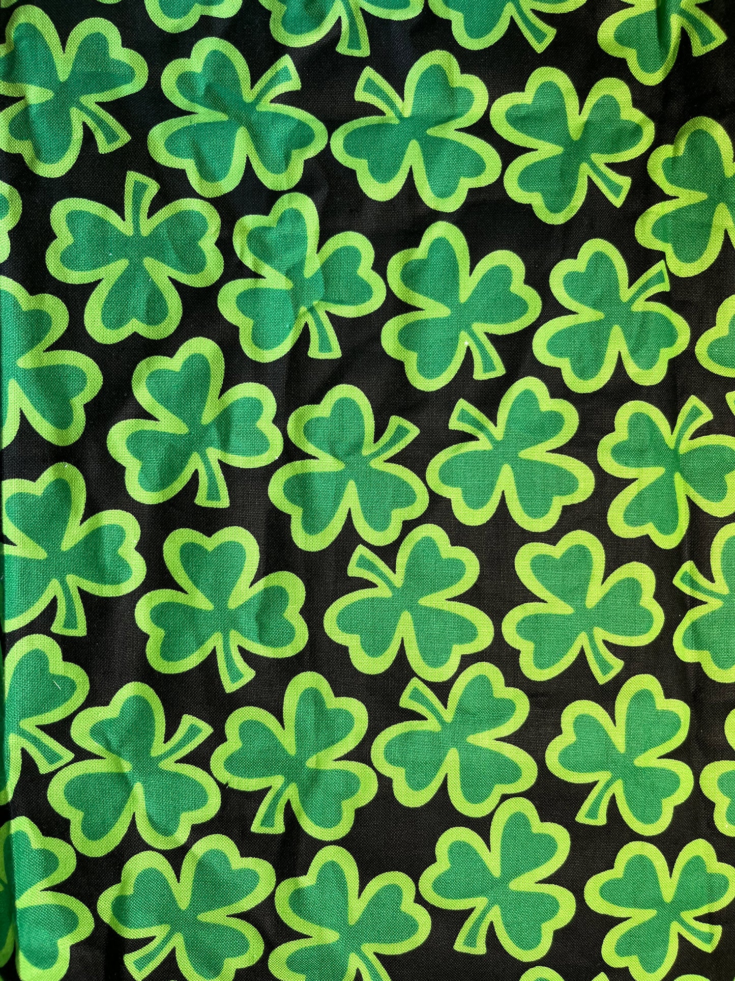St. Patrick large clover 2.75" gtube pad