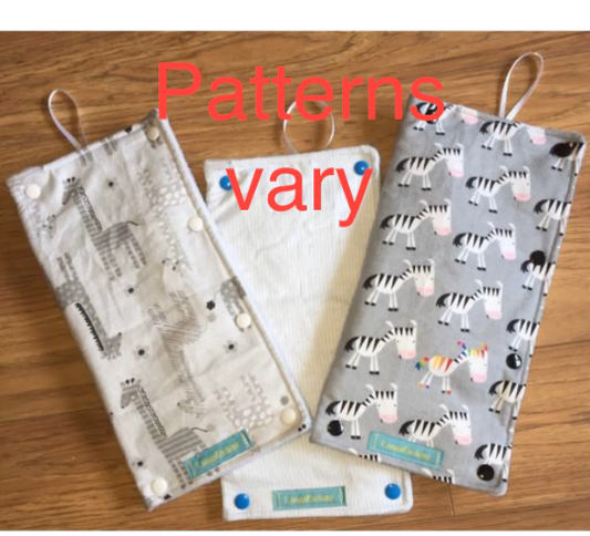 Insulated enteral feeding bag cover - RANDOM PRINT